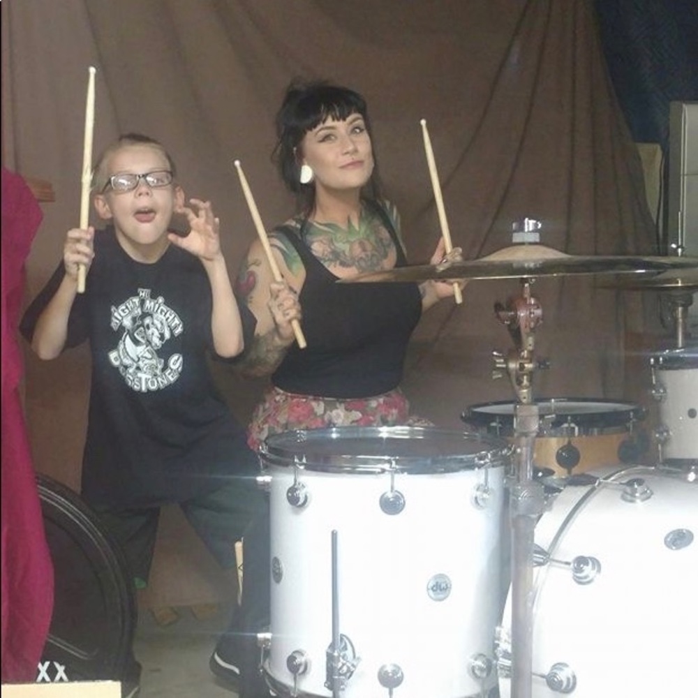 Meet your Posher, Jade